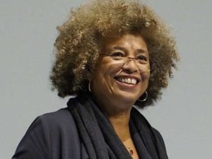 Angela Y Davis